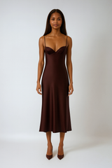 Satin Textured Suspender Dress – Backless Sweetheart Neckline Summer Elegance