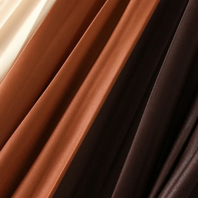 Jupe en ligne plissée de blocs de couleur