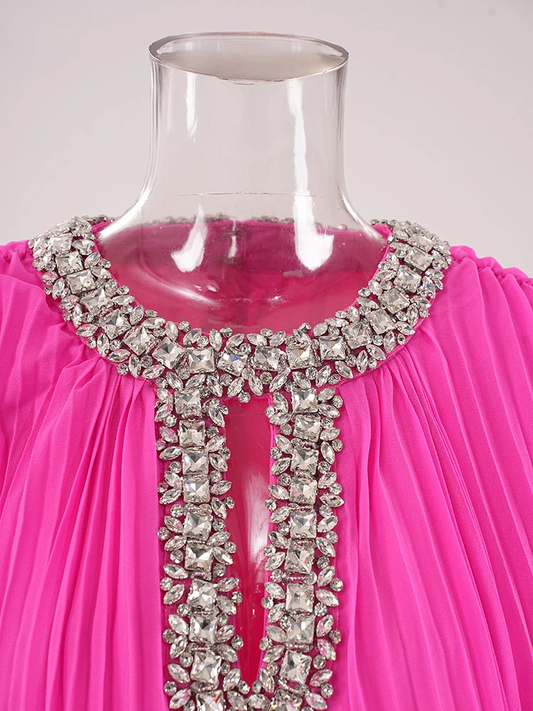 Robe épissée des diamants de plumes à plis à ruche