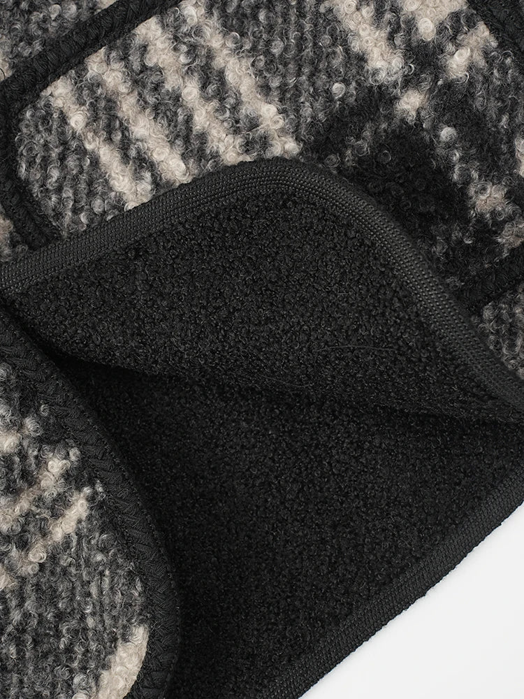 Manteau en laine à carreaux