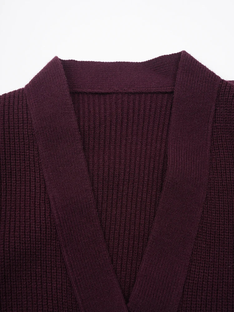 Cardigan en tricot rouge du vin