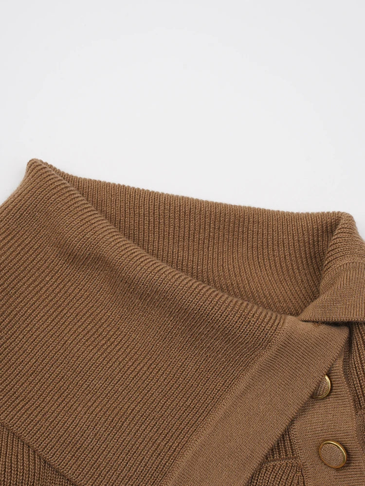 Pilluche en tricot brun-collé