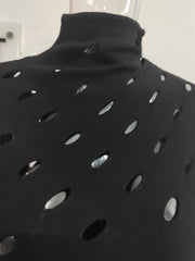 Chic Hollow Mock Neck Treepul Tullover