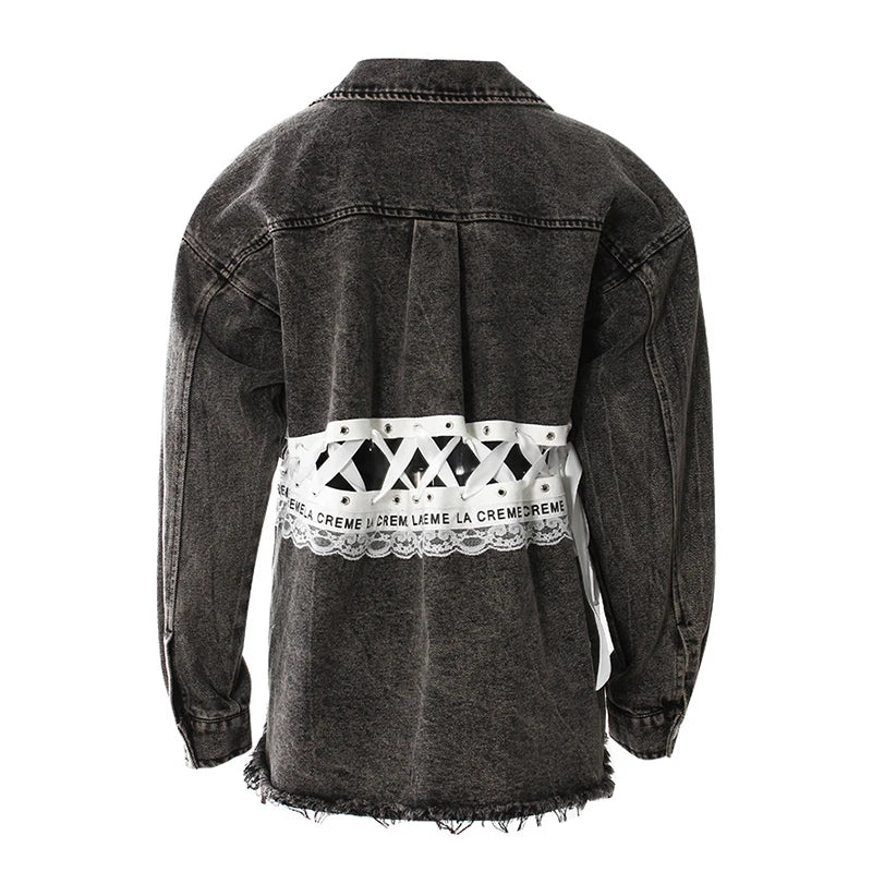 Veste en jean taillé en dentelle