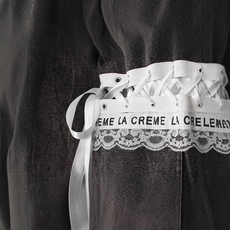 Veste en jean taillé en dentelle