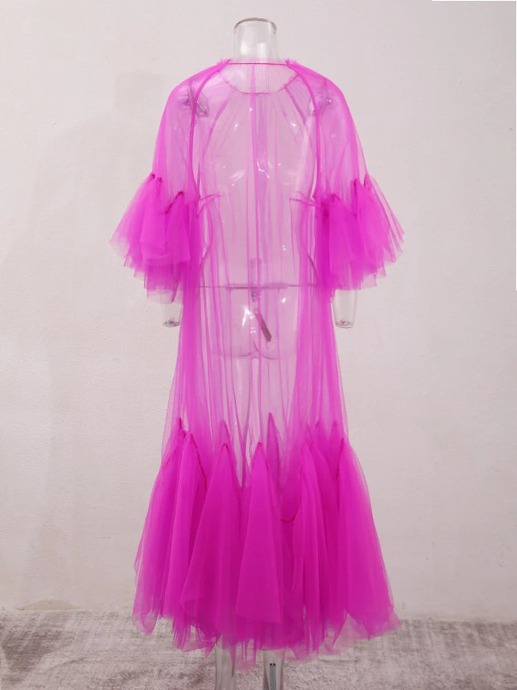 Robe en mailles de volants