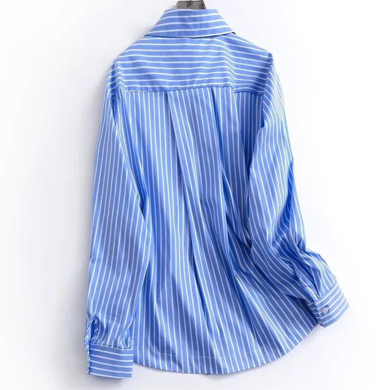 Chemise à revers à rayures chic