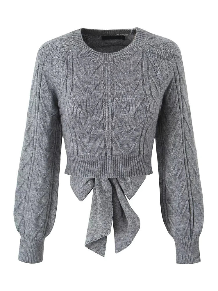 Pull pull-en-tricot à dos gris sans dos