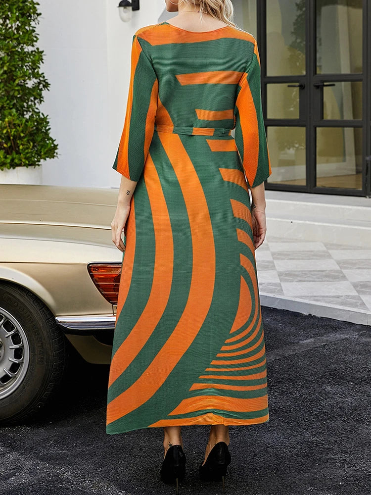 Robe en ligne à rayures