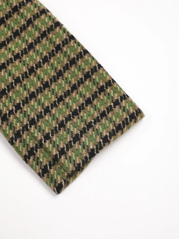 Veste en laine à carreaux verts