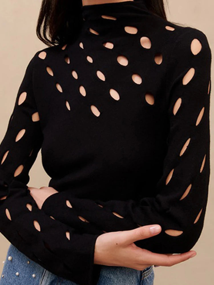Chic Hollow Mock Neck Treepul Tullover