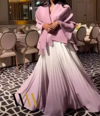 Blouse plissée et jeu de jupe