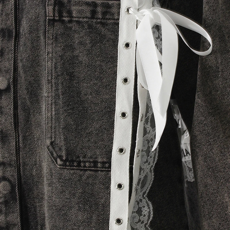 Veste en jean taillé en dentelle