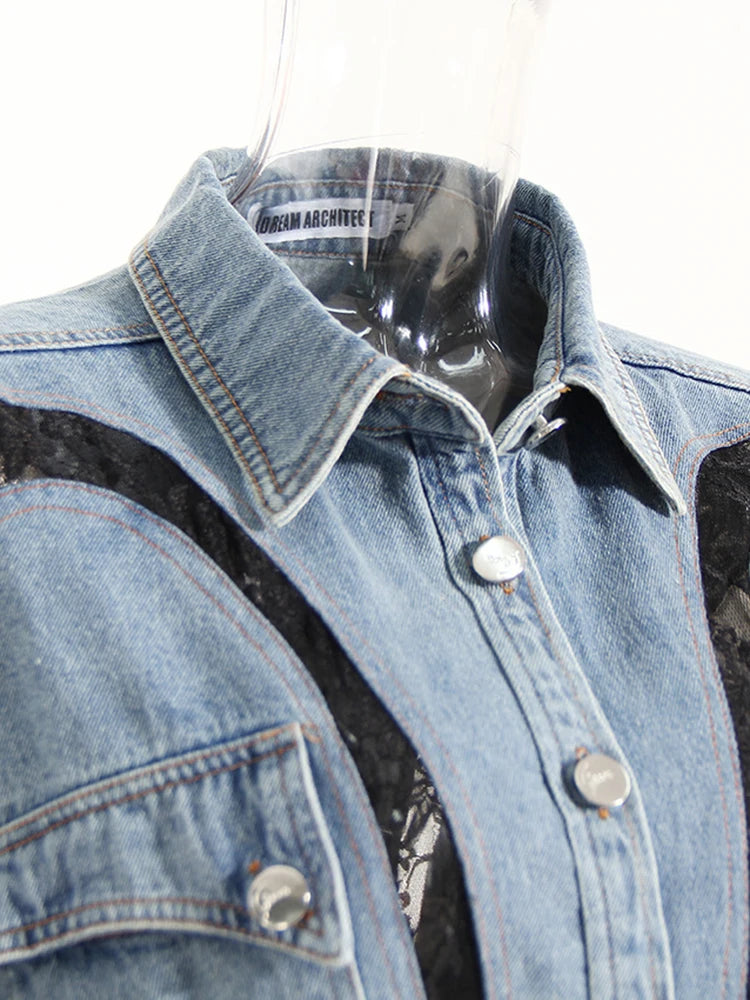 Haut en dentelle en denim