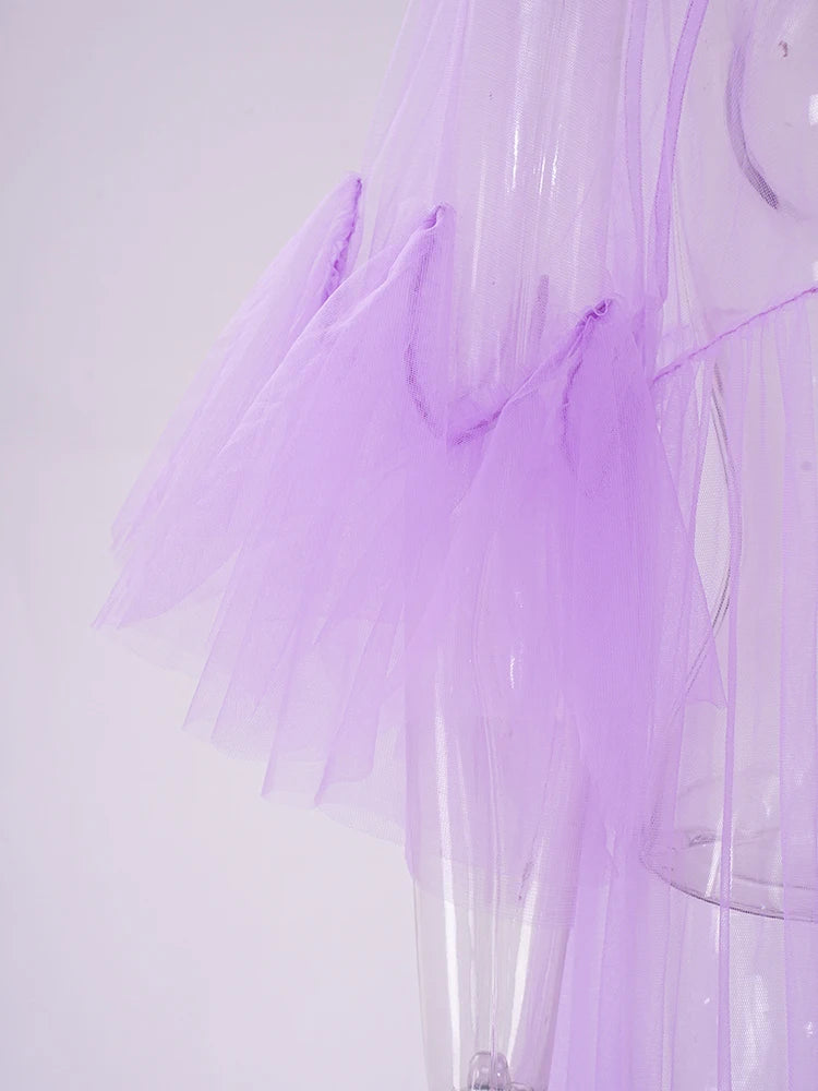 Robe en mailles de volants